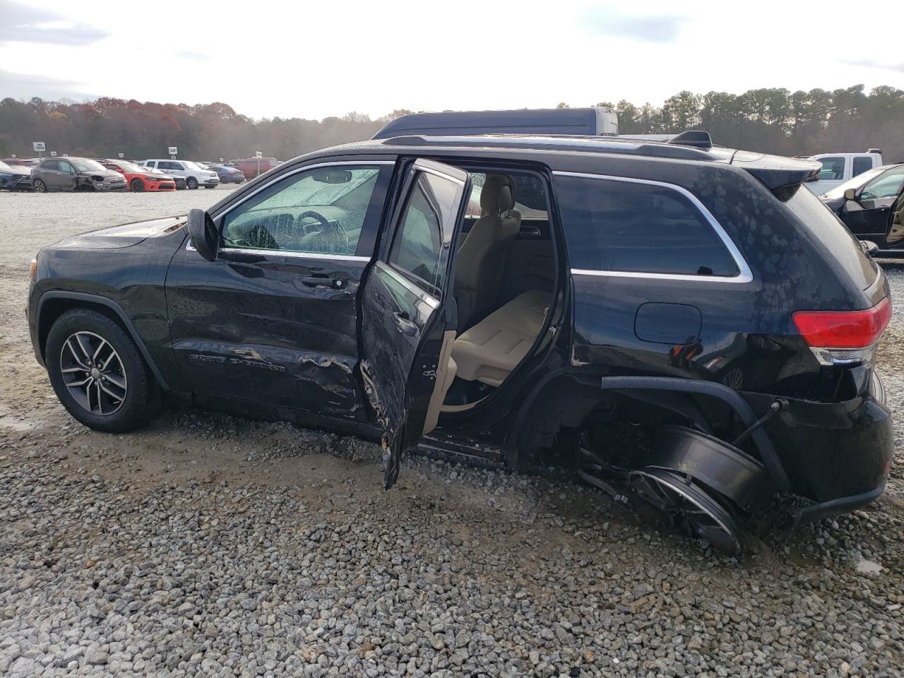Obraz 2 z 2018 JEEP GRAND CHEROKEE LAREDO 2018 z VIN 1C4RJEAGXJC512314