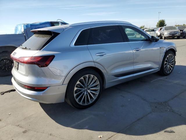 Изображение 3 2019 AUDI E-TRON PRESTIGE 2019 с VIN WA1VABGE8KB010826