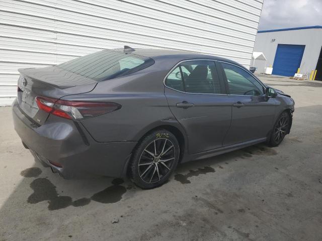 Obraz 3 z 2021 TOYOTA CAMRY SE 2021 z VIN 4T1G11AK7MU496393