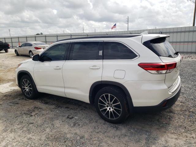 Image 2 of 2018 TOYOTA HIGHLANDER SE 2018 with VIN 5TDJZRFH9JS546273