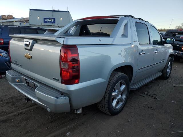 Image 3 of 2011 CHEVROLET AVALANCHE LTZ 2011 with VIN 3GNTKGE39BG370470