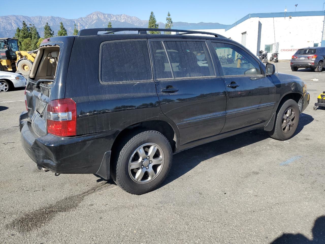 Obraz 3 z 2005 TOYOTA HIGHLANDER LIMITED 2005 z VIN JTEEP21A550120531