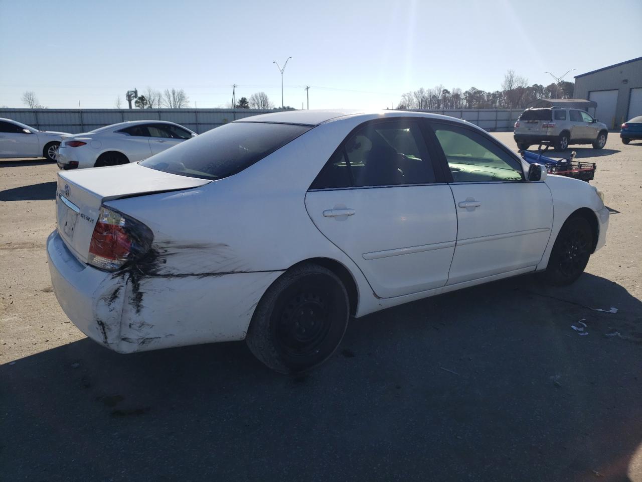 Image 3 of 2005 TOYOTA CAMRY LE 2005 with VIN 4T1BE32K35U603790
