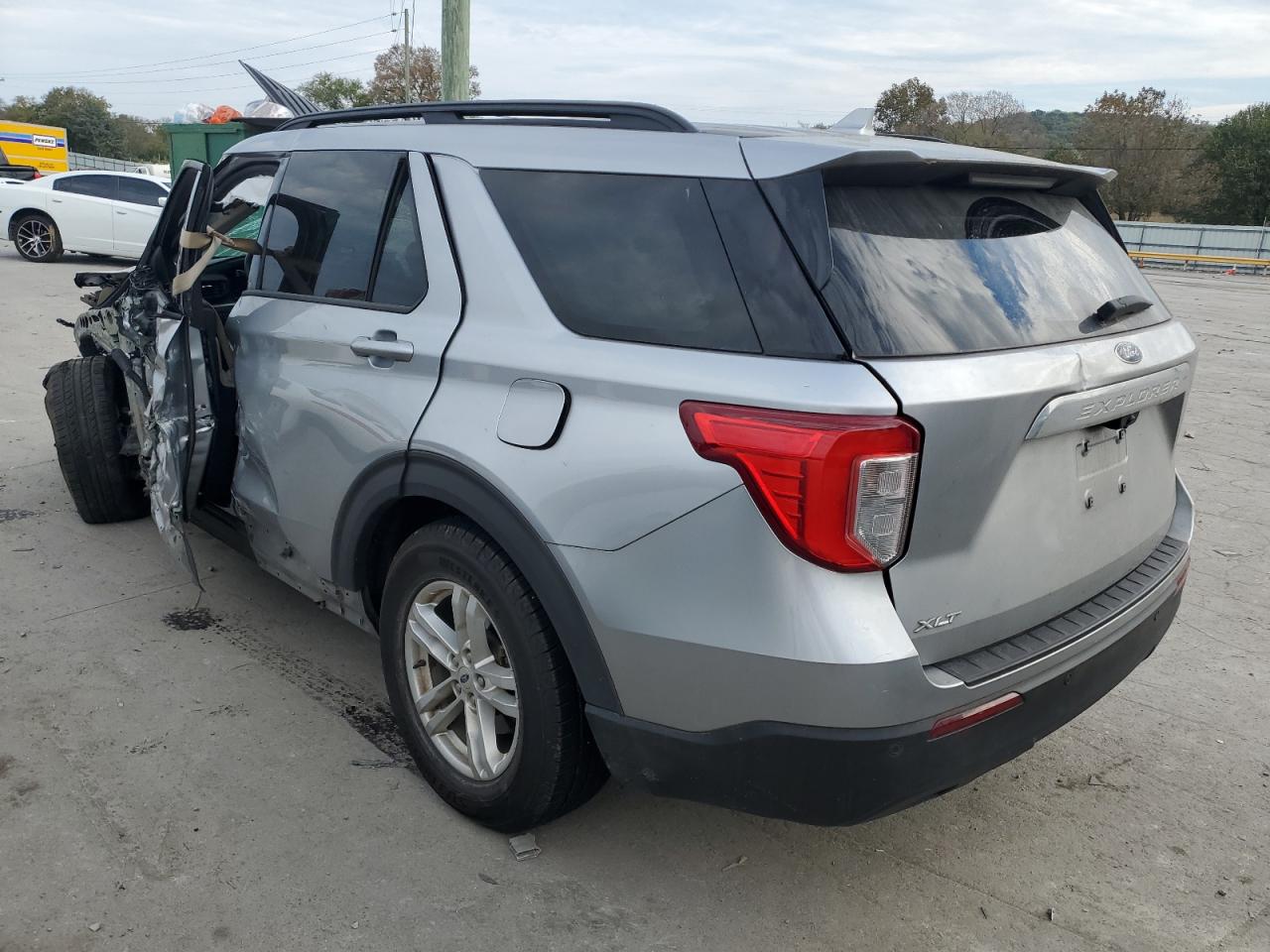 Изображение 2 2020 FORD EXPLORER XLT 2020 с VIN 1FMSK7DH5LGD12950