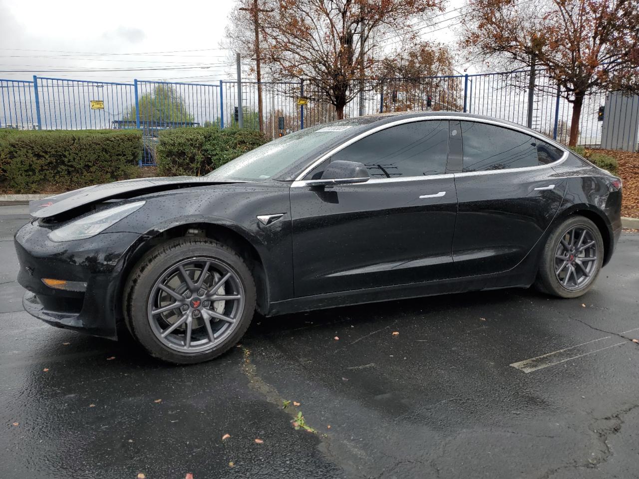 Изображение 2018 TESLA MODEL 3  2018