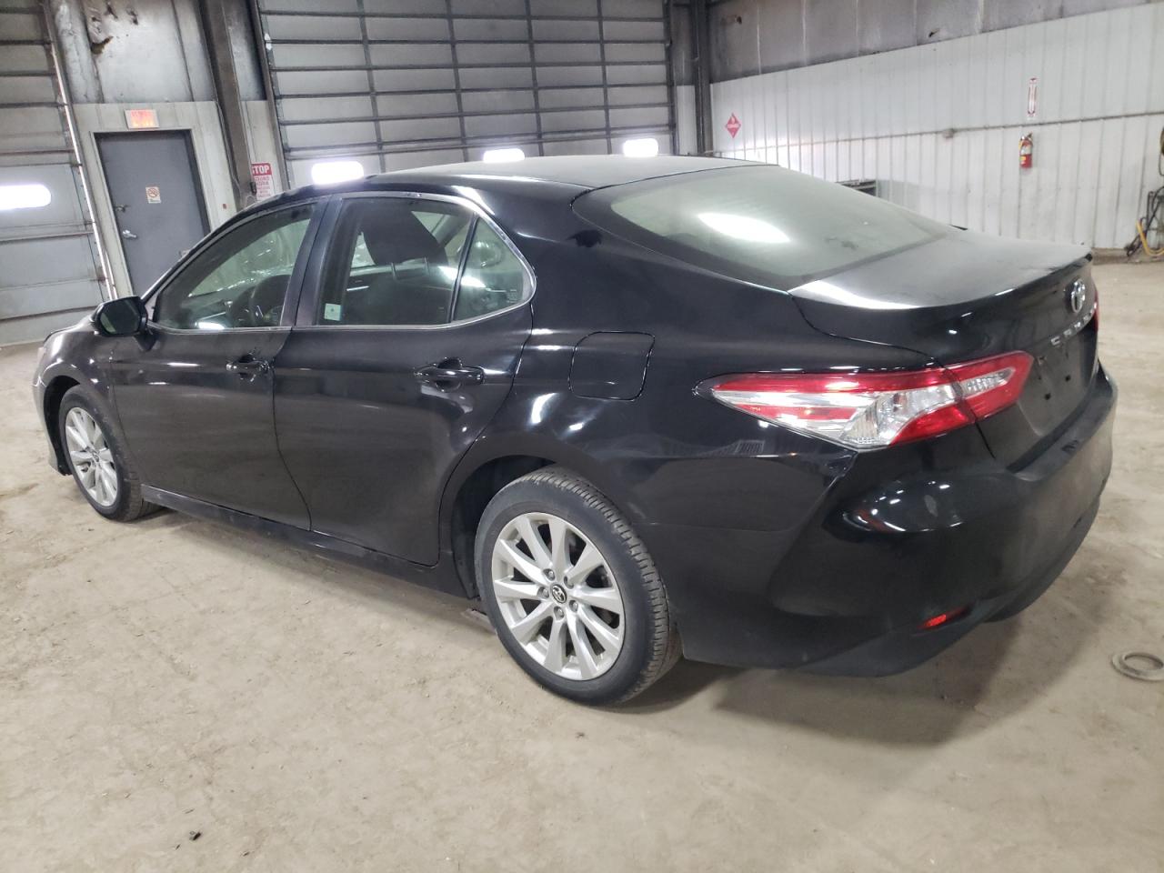 Obraz 2 z 2018 TOYOTA CAMRY L 2018 z VIN JTNB11HK5J3071224