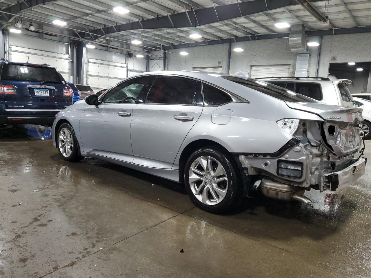 Изображение 2 2018 HONDA ACCORD LX 2018 с VIN 1HGCV1F12JA257100