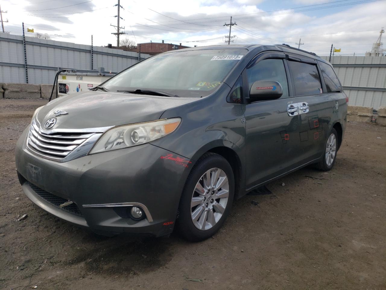 Image 1 of 2011 TOYOTA SIENNA XLE 2011 with VIN 5TDDK3DC7BS020182