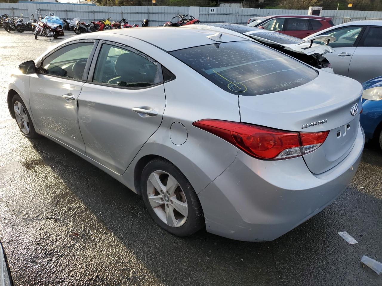 Image 2 of 2013 HYUNDAI ELANTRA GLS 2013 with VIN KMHDH4AE3DU787063