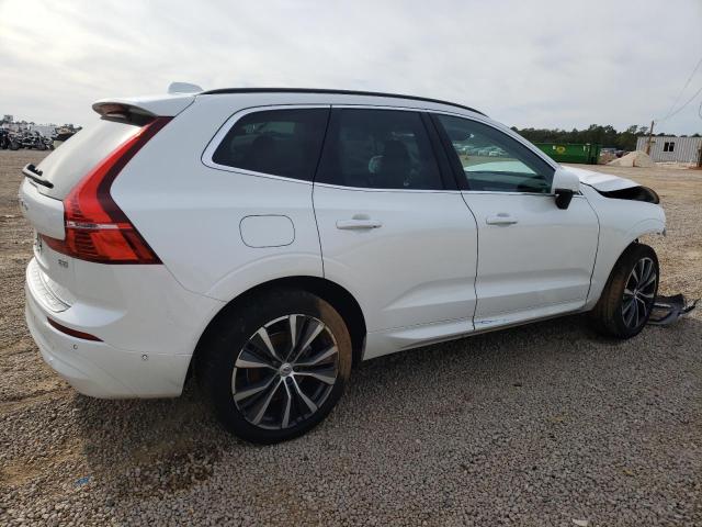 Image 3 of 2022 VOLVO XC60 B5 MOMENTUM 2022 with VIN YV4L12DK3N1921046