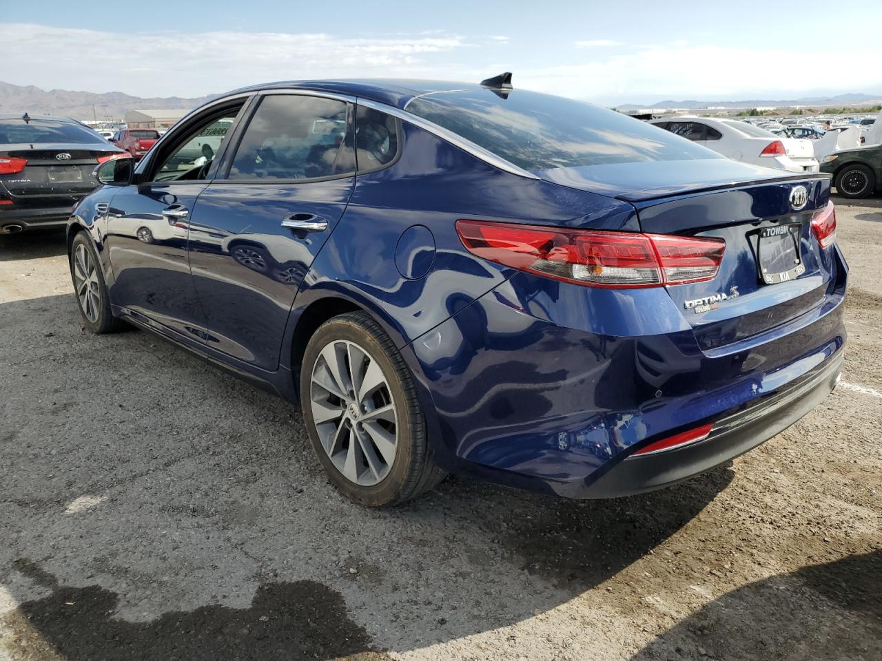 Изображение 2 2018 KIA OPTIMA LX 2018 с VIN 5XXGT4L35JG252765