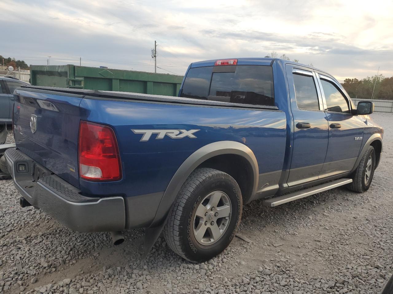 Obraz 3 z 2010 DODGE RAM 1500  2010 z VIN 1D7RB1GP6AS115479