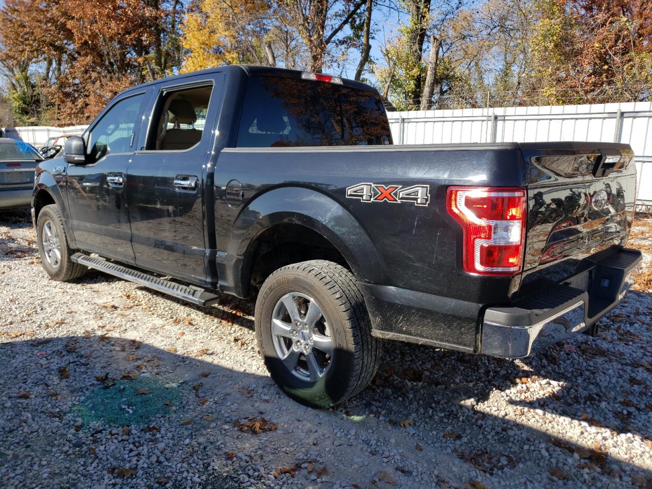 Image 2 of 2020 FORD F150 SUPERCREW 2020 with VIN 1FTEW1E46LKD32085