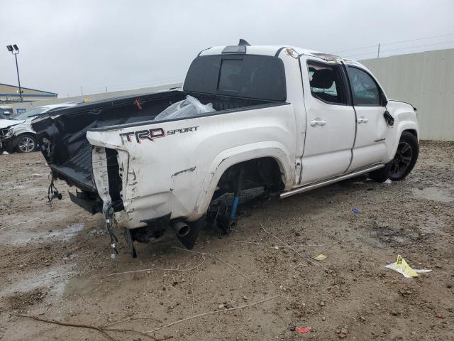 Image 3 of 2017 TOYOTA TACOMA DOUBLE CAB 2017 with VIN 5TFAZ5CN6HX028242
