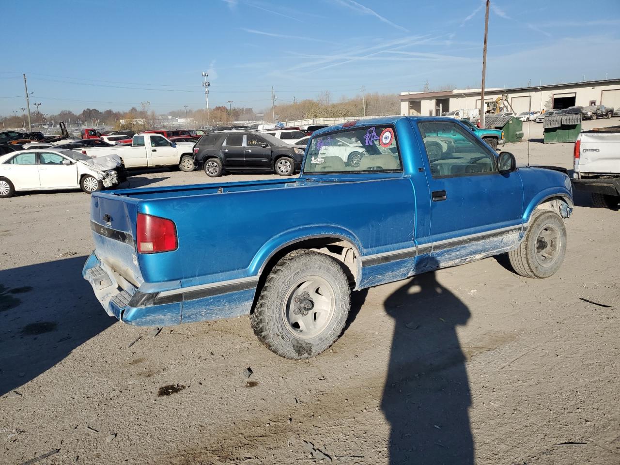 Image 3 of 1994 CHEVROLET S TRUCK S10 1994 with VIN 1GCCS1440R8169766