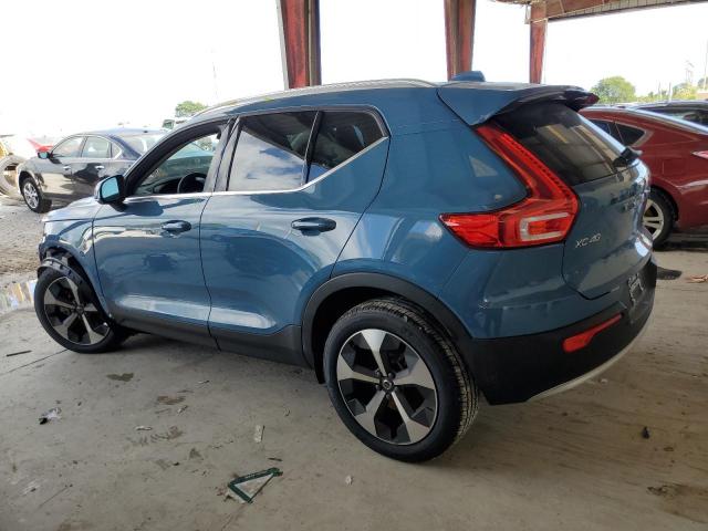 Image 2 of 2023 VOLVO XC40 PLUS 2023 with VIN YV4L12UN9P2980688