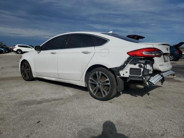 Image 2 of 2020 FORD FUSION TITANIUM 2020 with VIN 3FA6P0D90LR138131