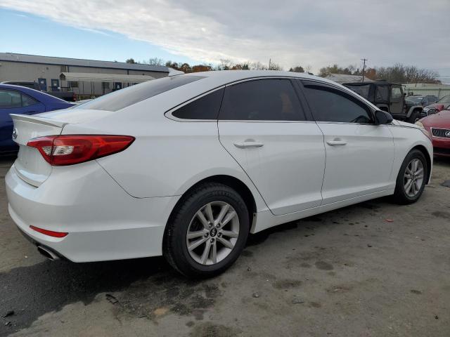 Obraz 3 z 2016 HYUNDAI SONATA SE 2016 z VIN 5NPE24AF2GH287817