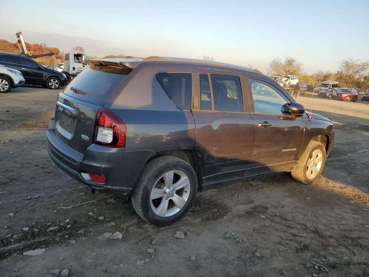 Obraz 3 z 2014 JEEP COMPASS LATITUDE 2014 z VIN 1C4NJDEB3ED760346