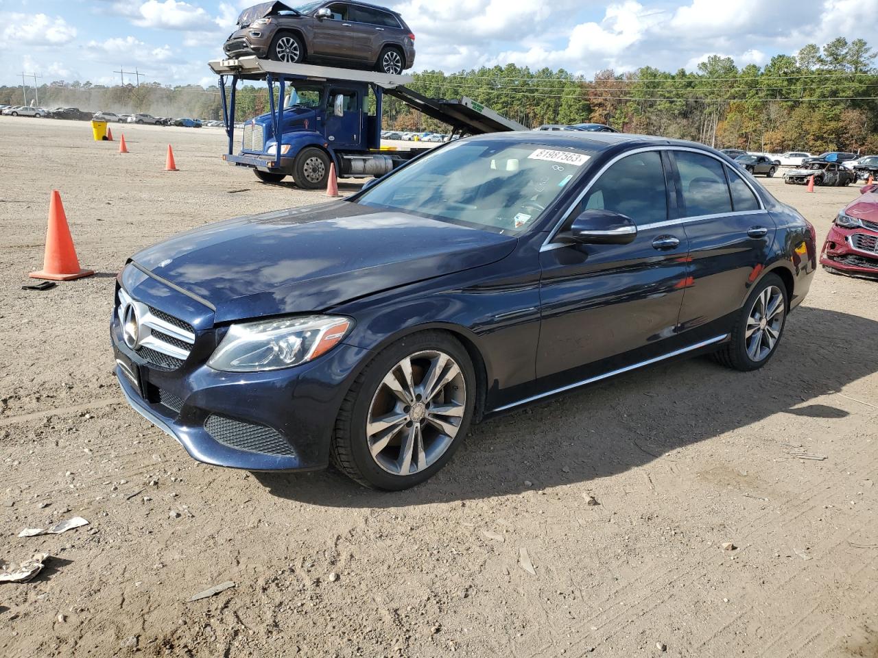 Obraz 1 z 2015 MERCEDES-BENZ C 300 2015 z VIN 55SWF4JB0FU090758