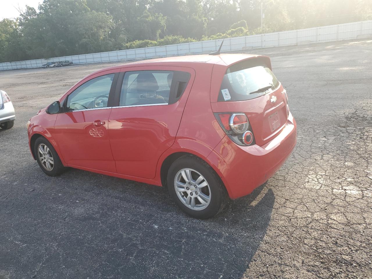 Изображение 2 2012 CHEVROLET SONIC LT 2012 с VIN 1G1JC6SH0C4107279