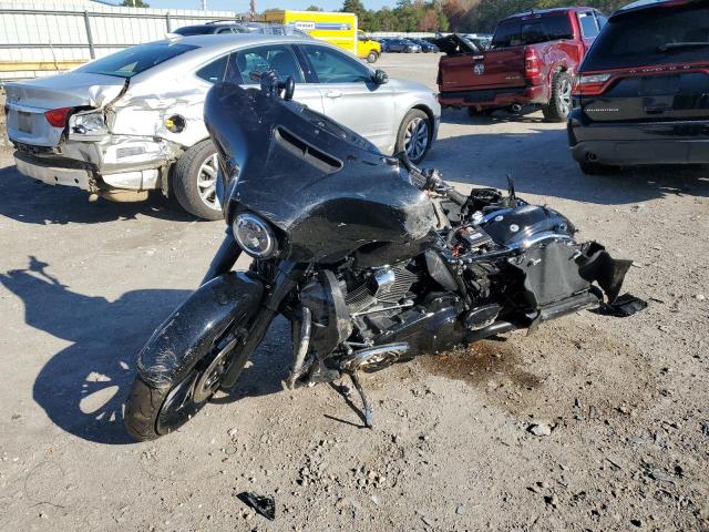 Image 2 of 2017 HARLEY-DAVIDSON FLHXS STREET GLIDE SPECIAL 2017 with VIN 1HD1KRC14HB617651