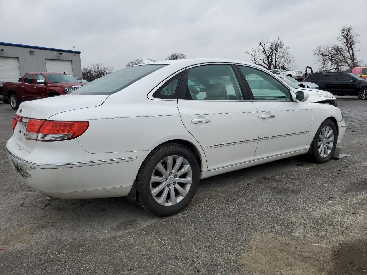 Image 3 of 2009 HYUNDAI AZERA GLS 2009 with VIN KMHFC46D49A360863
