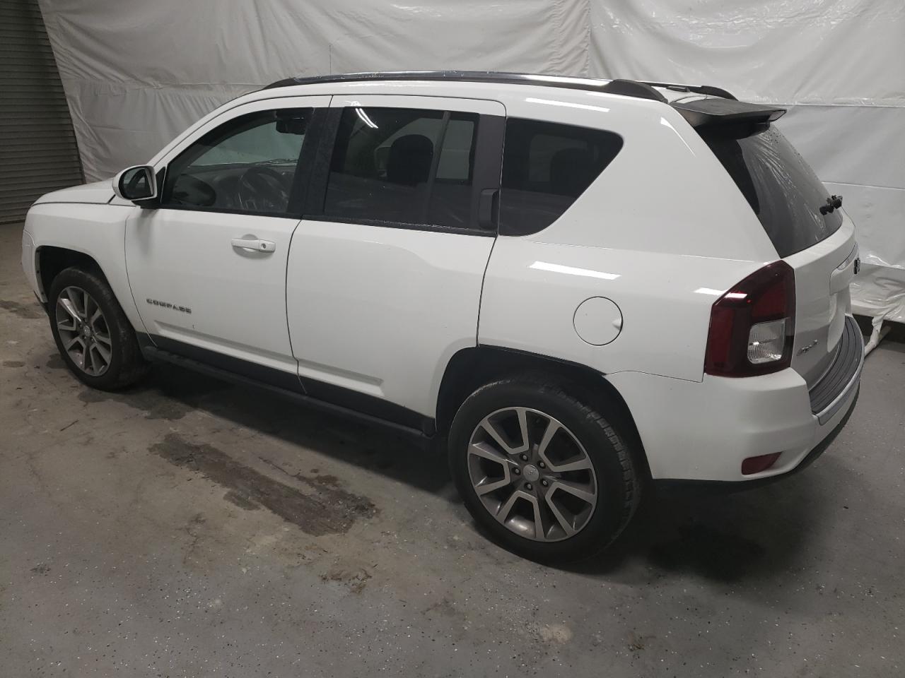 Image 2 of 2016 JEEP COMPASS LATITUDE 2016 with VIN 1C4NJDEB8GD683928