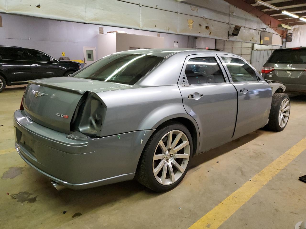 Image 3 of 2006 CHRYSLER 300C SRT-8 2006 with VIN 2C3KA73W36H377865