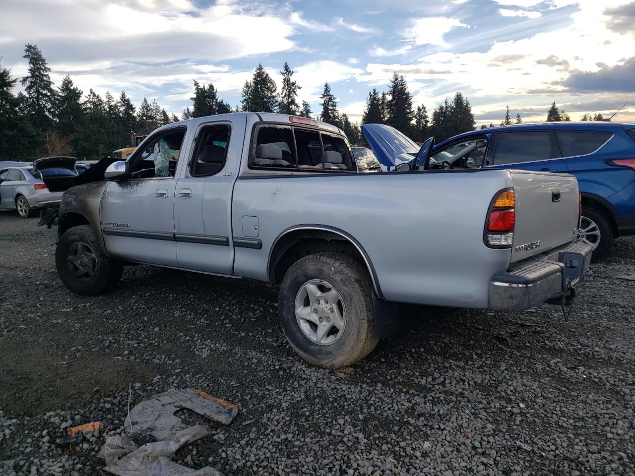 Image 2 of 2000 TOYOTA TUNDRA ACCESS CAB 2000 with VIN 5TBRT3413YS047818