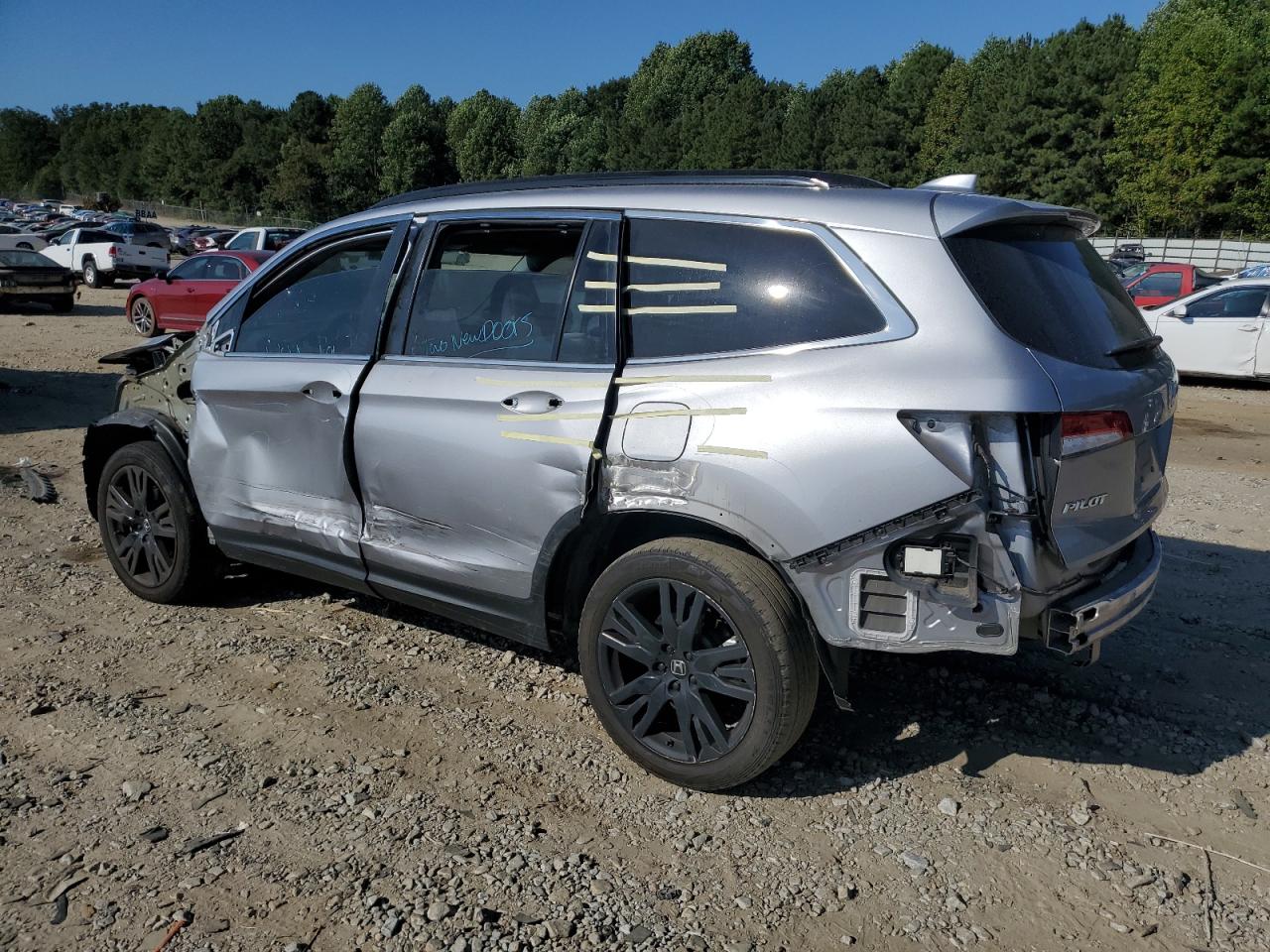 Изображение 2 2021 HONDA PILOT SE 2021 с VIN 5FNYF5H28MB036546