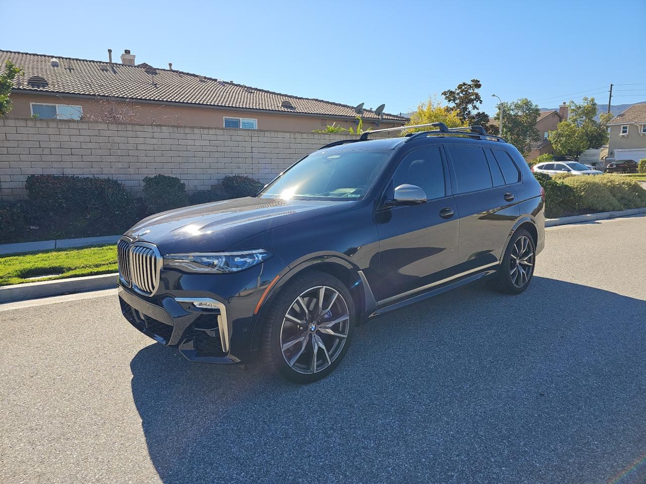 Image 2 of 2020 BMW X7 M50I 2020 with VIN 5UXCX6C06L9C49878