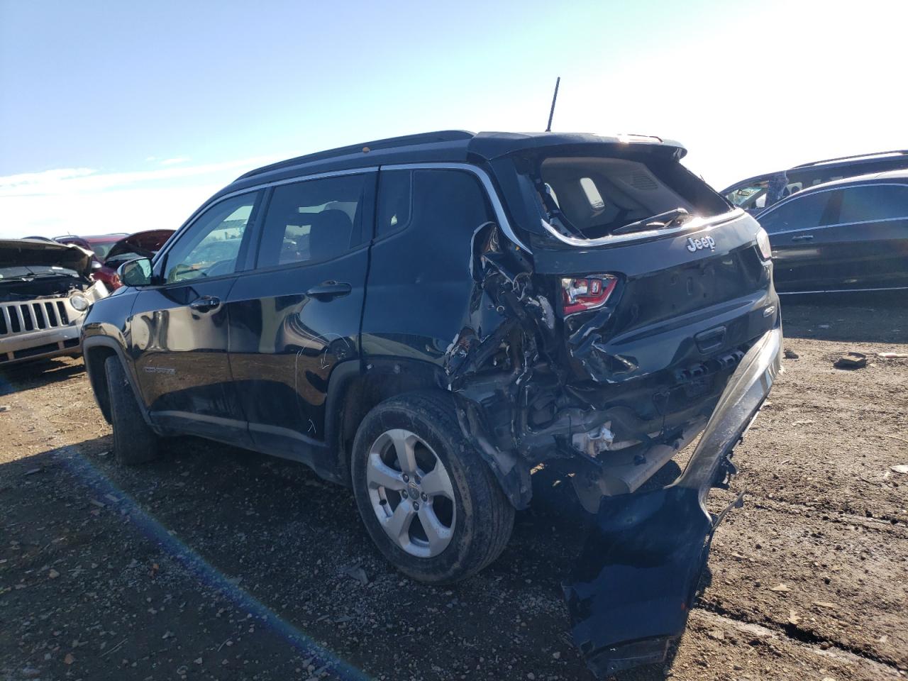 Image 2 of 2018 JEEP COMPASS LATITUDE 2018 with VIN 3C4NJCBB5JT501845