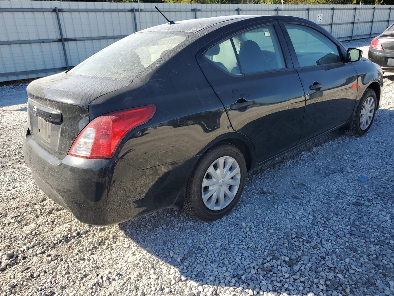 Изображение 3 2019 NISSAN VERSA S 2019 с VIN 3N1CN7APXKL830030