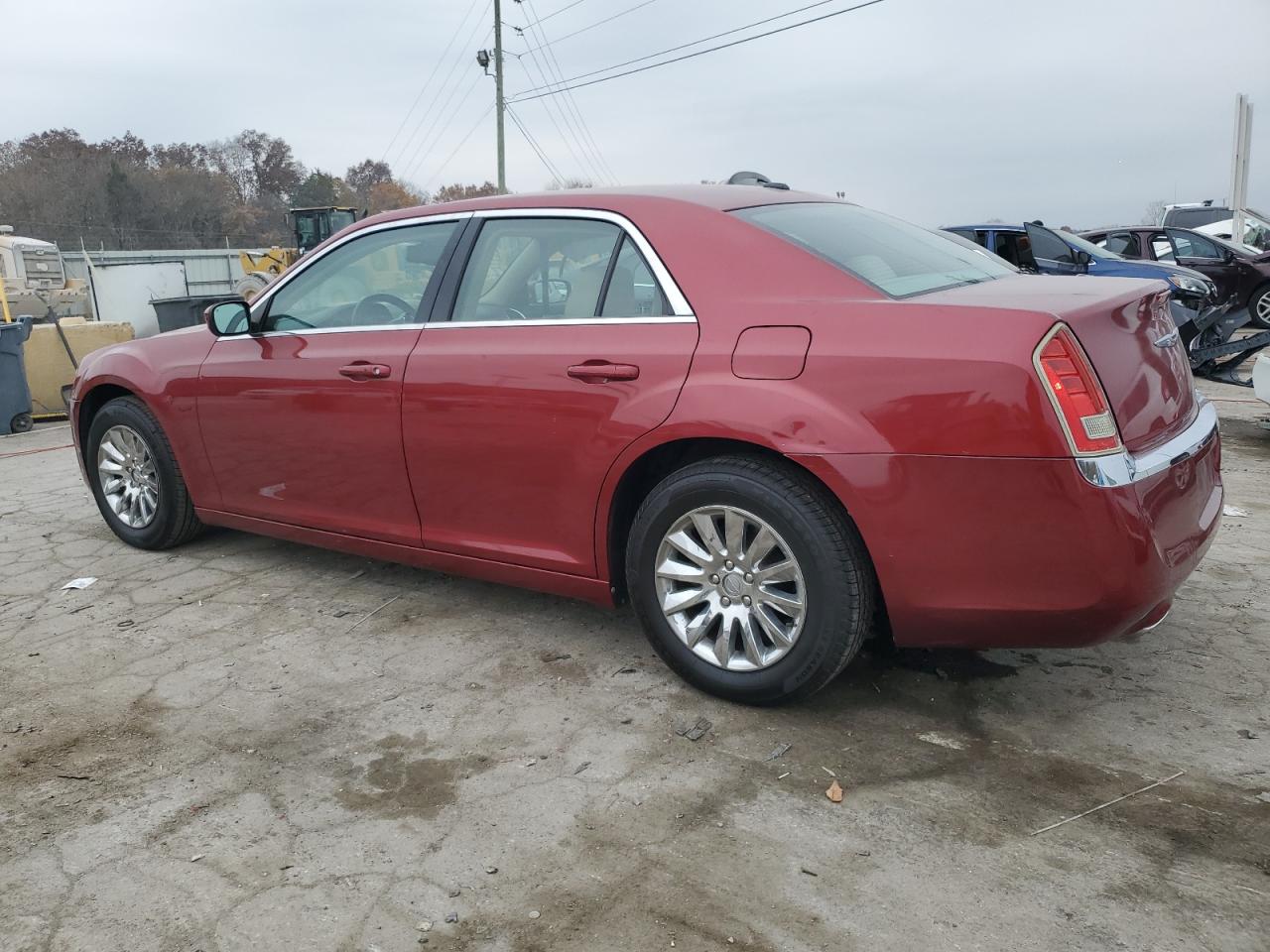 Изображение 2 2011 CHRYSLER 300  2011 с VIN 2C3CA4CG5BH528727