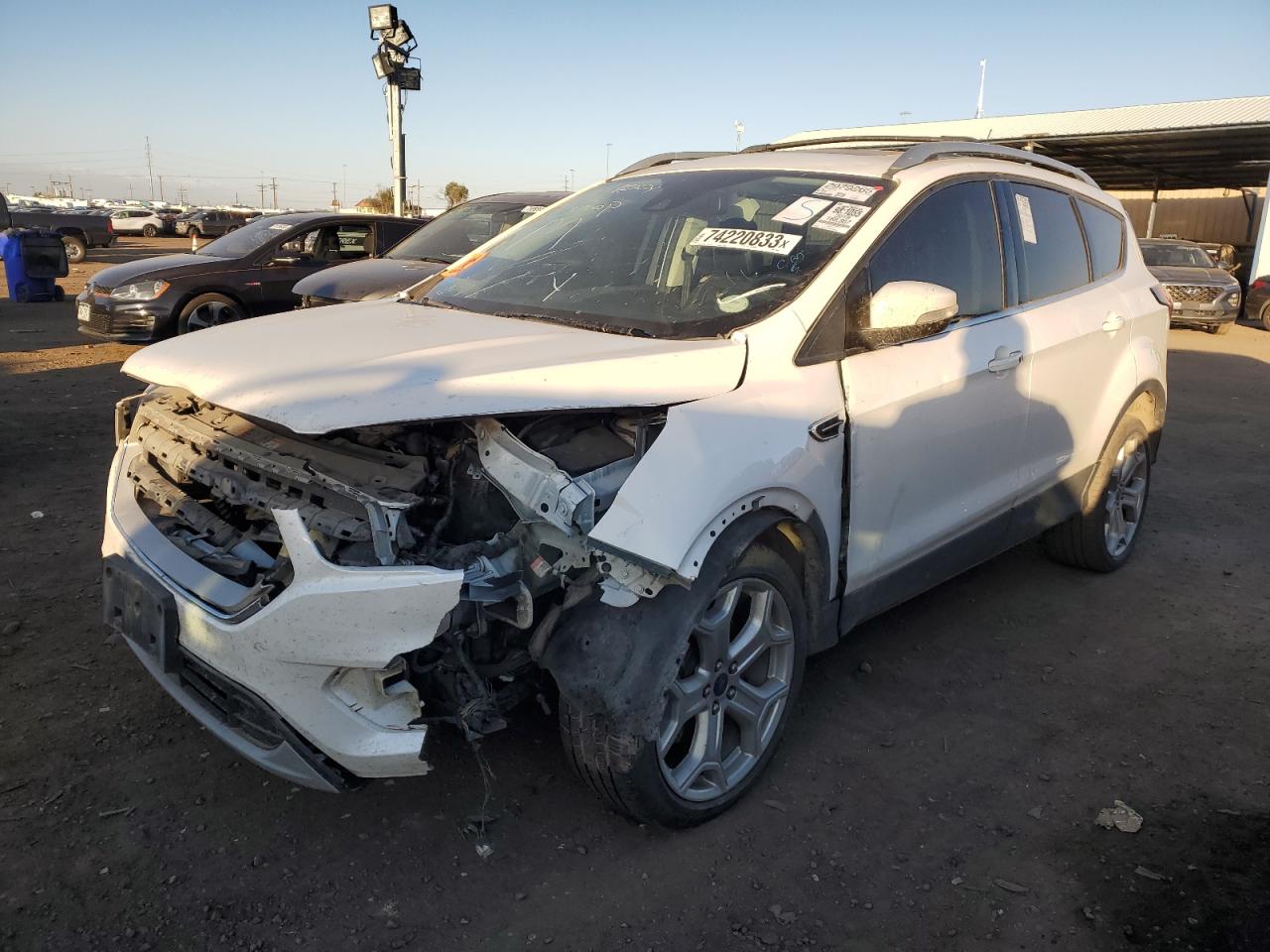 Image 1 of 2019 FORD ESCAPE TITANIUM 2019 with VIN 1FMCU9J96KUB60667