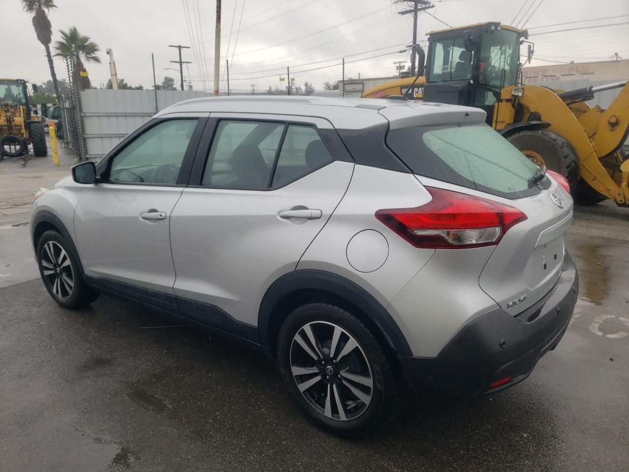 Image 2 of 2020 NISSAN KICKS SV 2020 with VIN 3N1CP5CV4LL517972