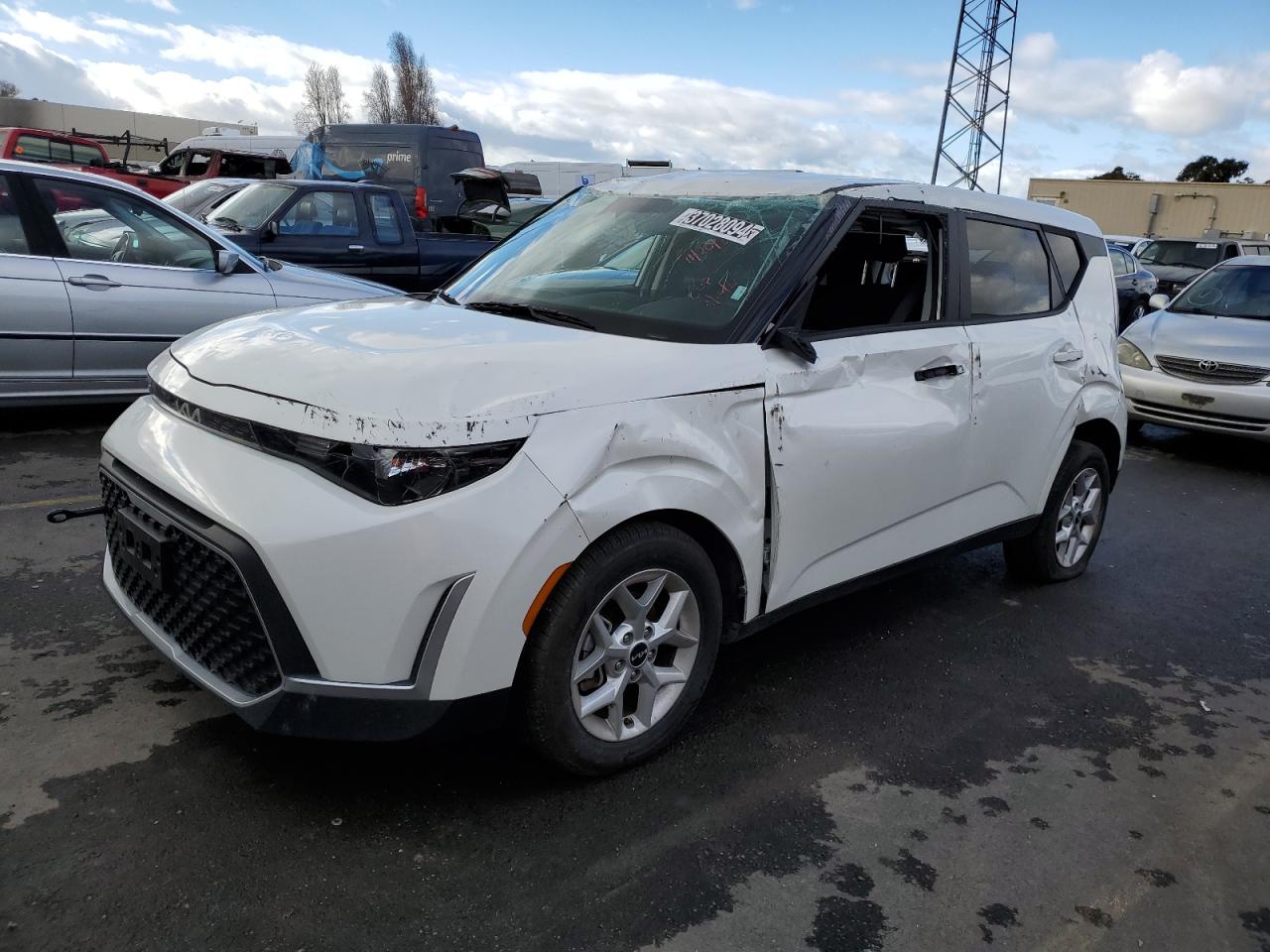 Изображение 2023 KIA SOUL LX 2023