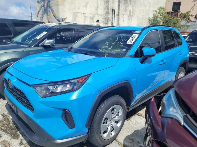 Image 1 of 2020 TOYOTA RAV4 LE 2020 with VIN JTMK1RFVXLD043691