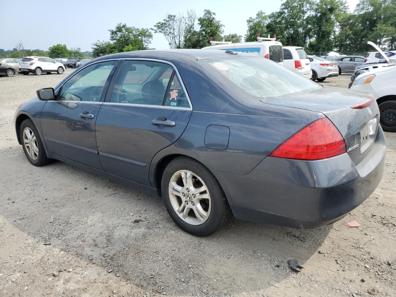 Изображение 2 2006 HONDA ACCORD EX 2006 с VIN 1HGCM56726A058831