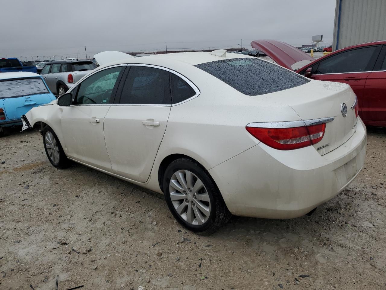 Изображение 2 2015 BUICK VERANO  2015 с VIN 1G4PP5SK4F4149305