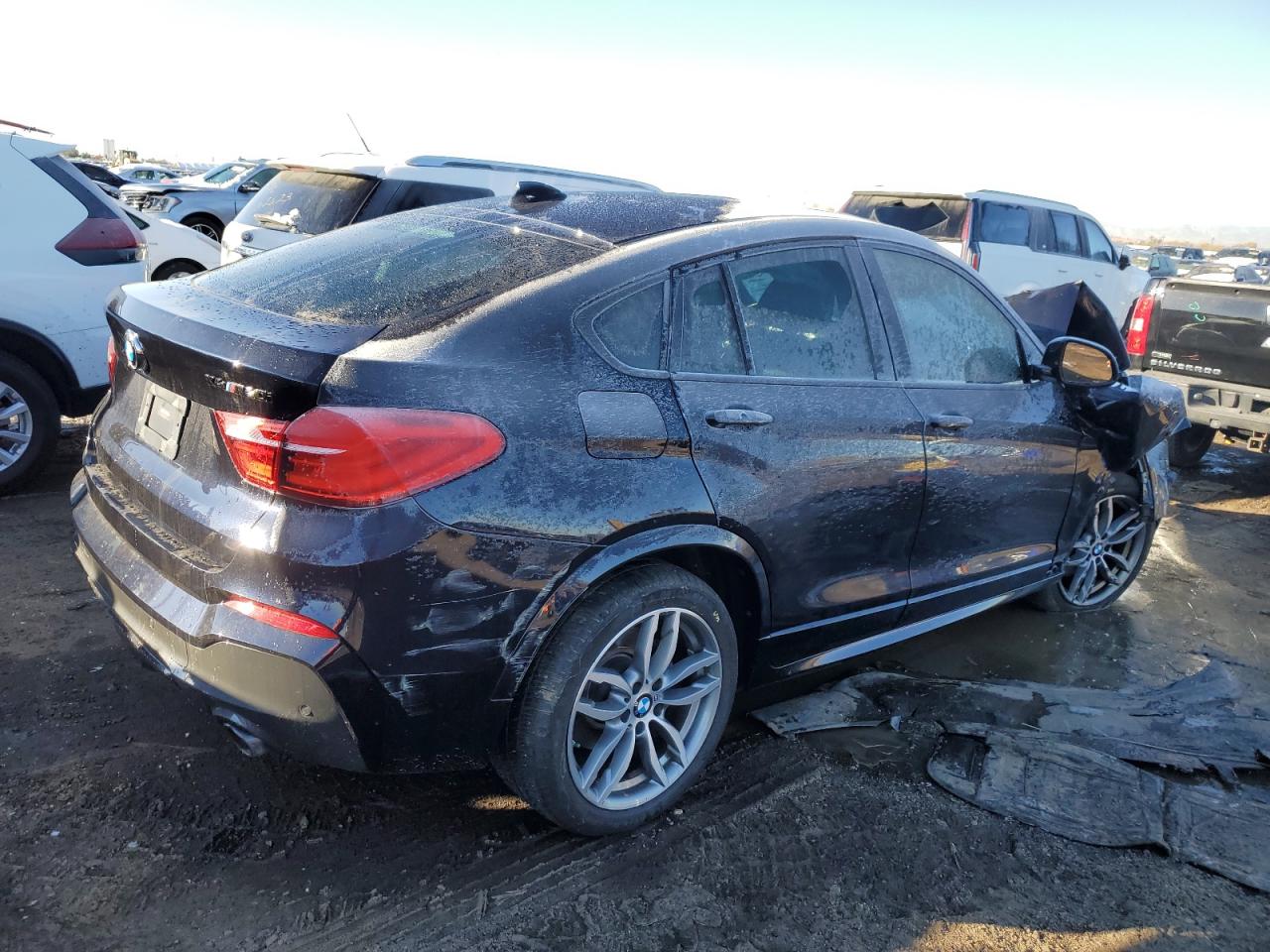 Obraz 3 z 2018 BMW X4 XDRIVEM40I 2018 z VIN 5UXXW7C56J0W65322