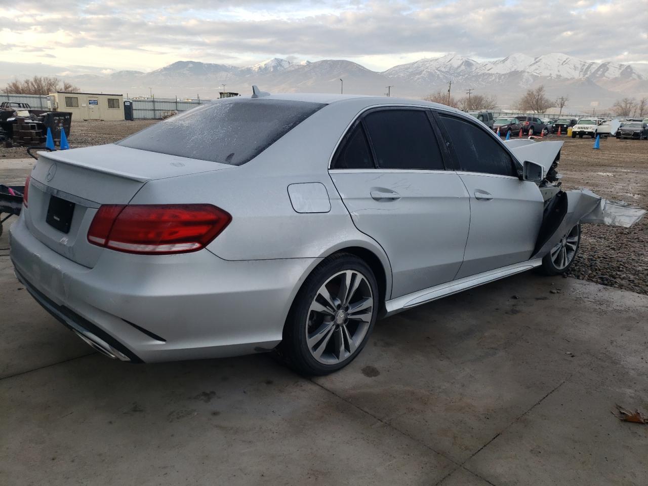 Изображение 3 2016 MERCEDES-BENZ E 350 2016 с VIN WDDHF5KB1GB274552