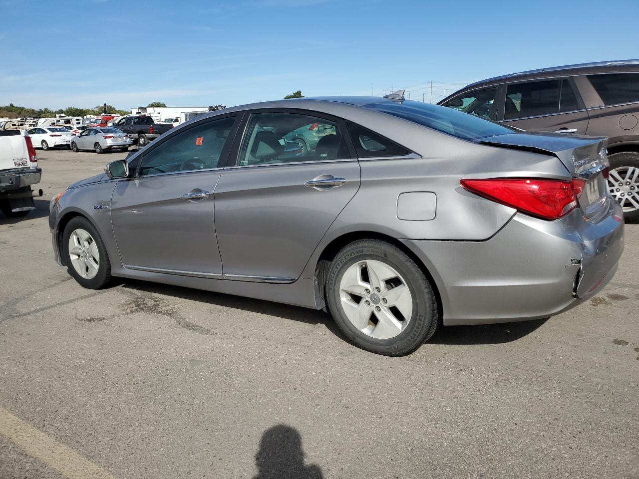 Obraz 2 z 2012 HYUNDAI SONATA HYBRID 2012 z VIN KMHEC4A40CA035363