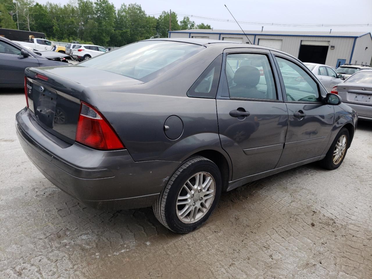 Obraz 3 z 2007 FORD FOCUS ZX4 2007 z VIN 1FAHP34N97W324406