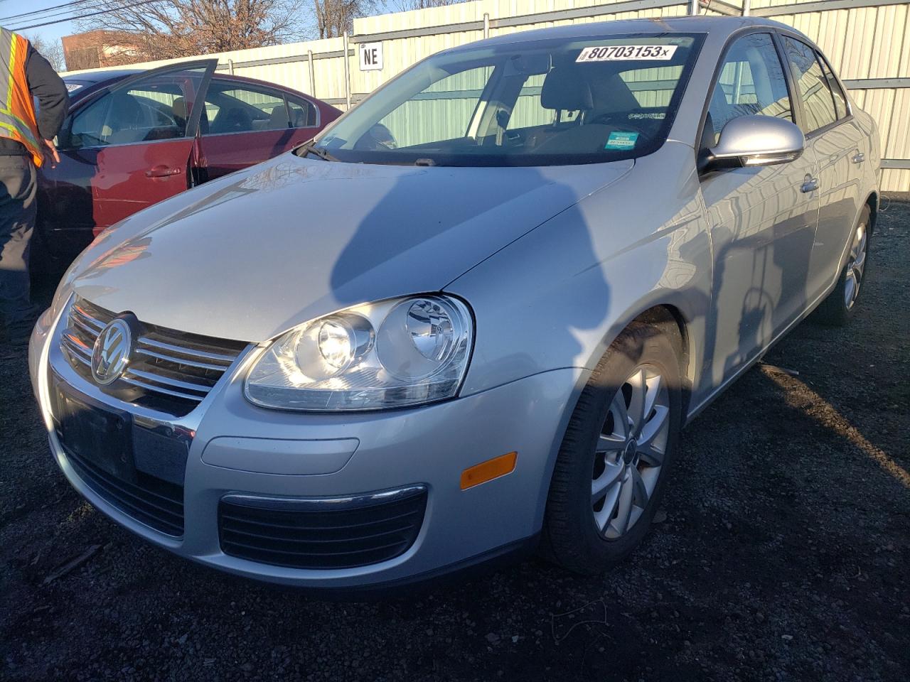 Image 1 of 2010 VOLKSWAGEN JETTA SE 2010 with VIN 3VWRZ7AJ3AM101557