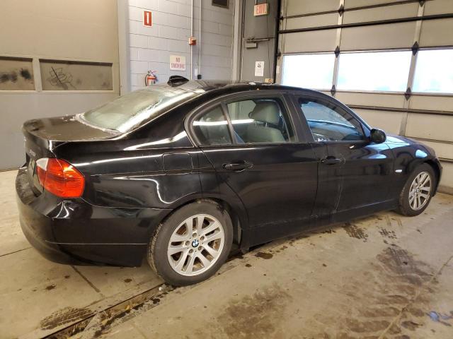 Obraz 3 z 2006 BMW 325 I 2006 z VIN WBAVB13516PT20728