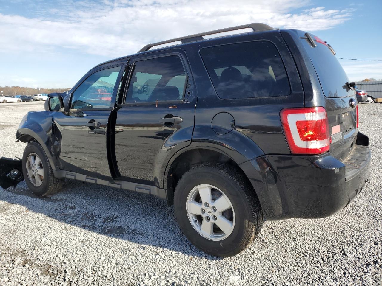 Image 2 of 2010 FORD ESCAPE XLT 2010 with VIN 1FMCU0D74AKD10212