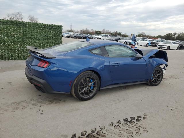 Изображение 3 2024 FORD MUSTANG DARK HORSE 2024 с VIN 1FA6P8R03R5502420