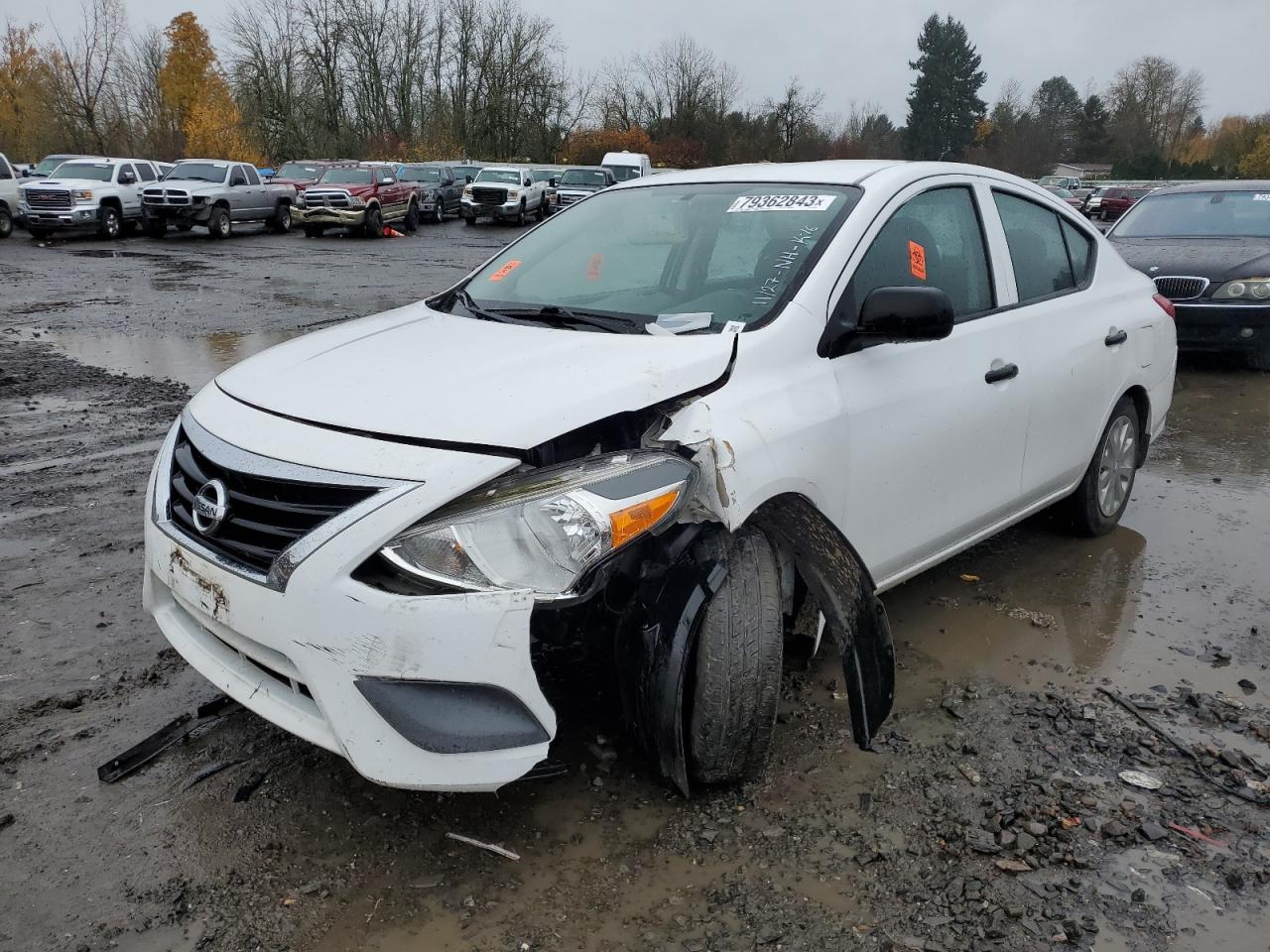 Obraz 1 z 2015 NISSAN VERSA S 2015 z VIN 3N1CN7AP8FL949362